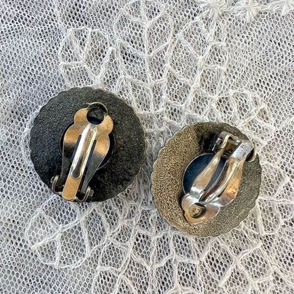 Vintage Denim Lapis Clip Button Earrings - Picture 5 of 10